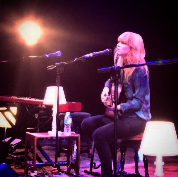 LIVE REVIEW: Lucy Rose @ Winchester Discovery Centre (Acoustic&nbsp;tour)